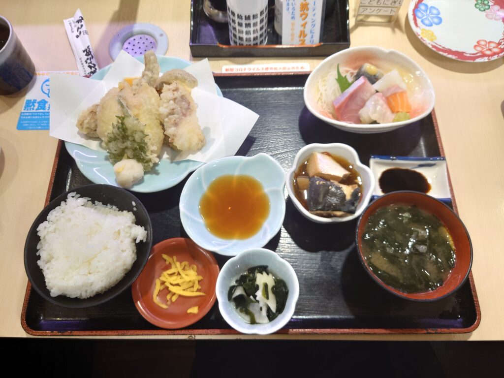 香川ランチ　高松ランチ　寿司ここも　春日　ランチメニュー　地だこの天ぷら定食