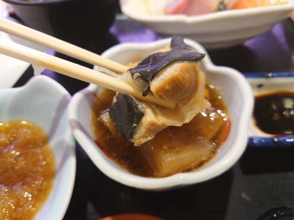 香川ランチ　高松ランチ　寿司ここも　春日　ランチメニュー　地だこの天ぷら定食　あら煮