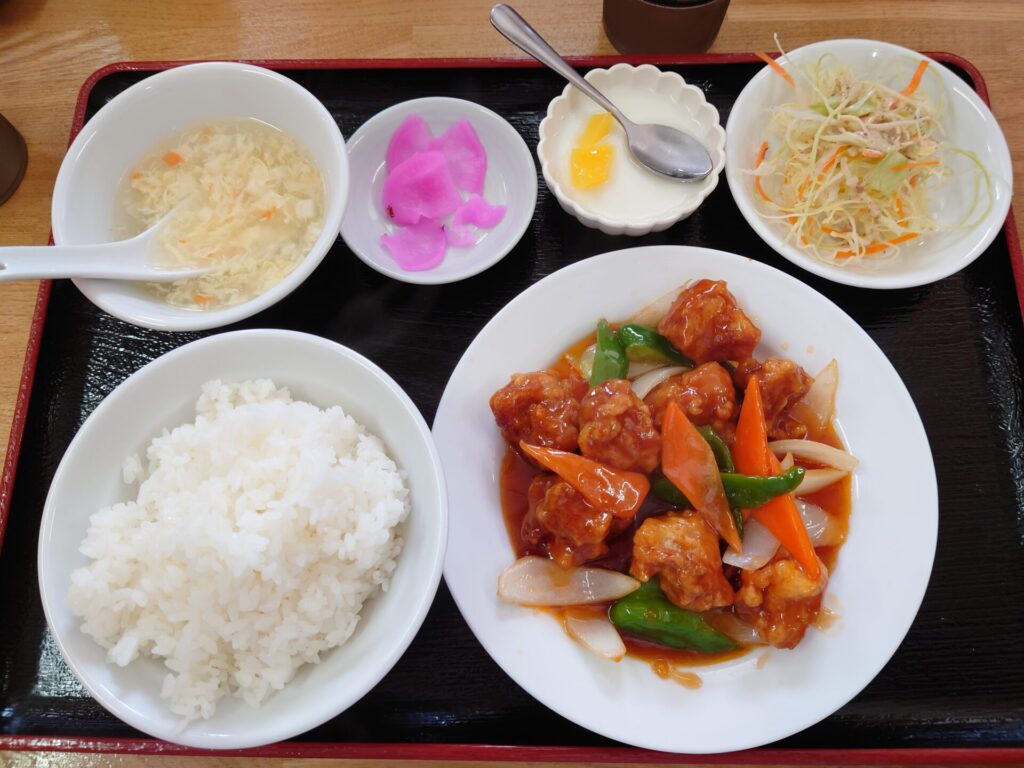 高松市牟礼町中華　台湾料理ハイトン　酢豚定食