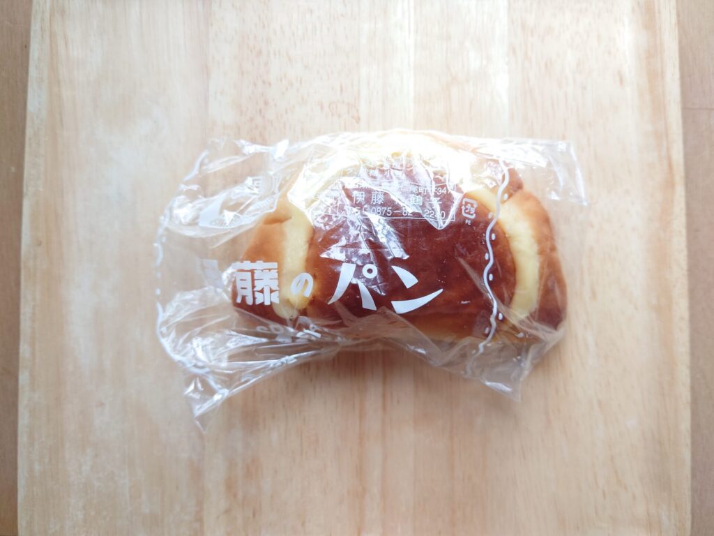 伊藤製パン所　クリームパン