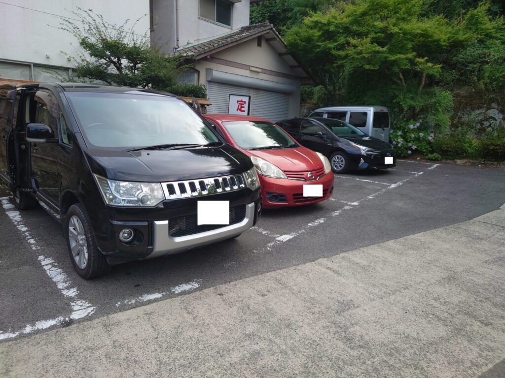 谷岡食堂　駐車場