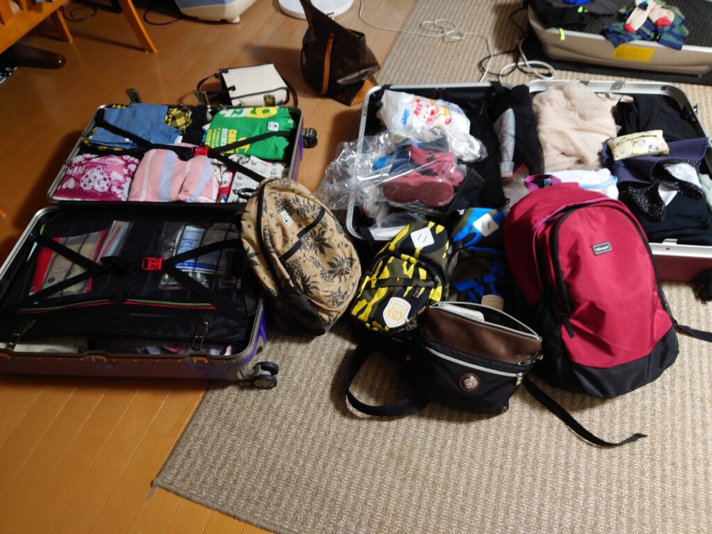 沖縄旅行　長期　荷物