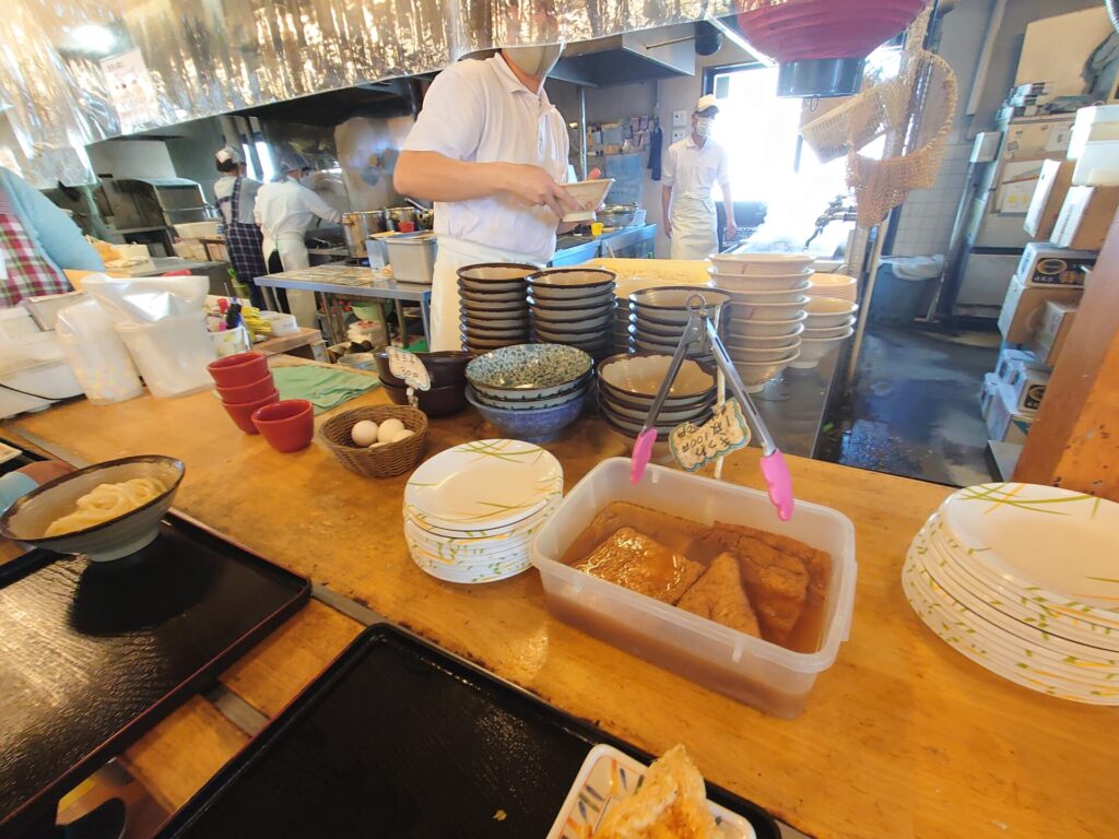 高松うどん　かすが町市場