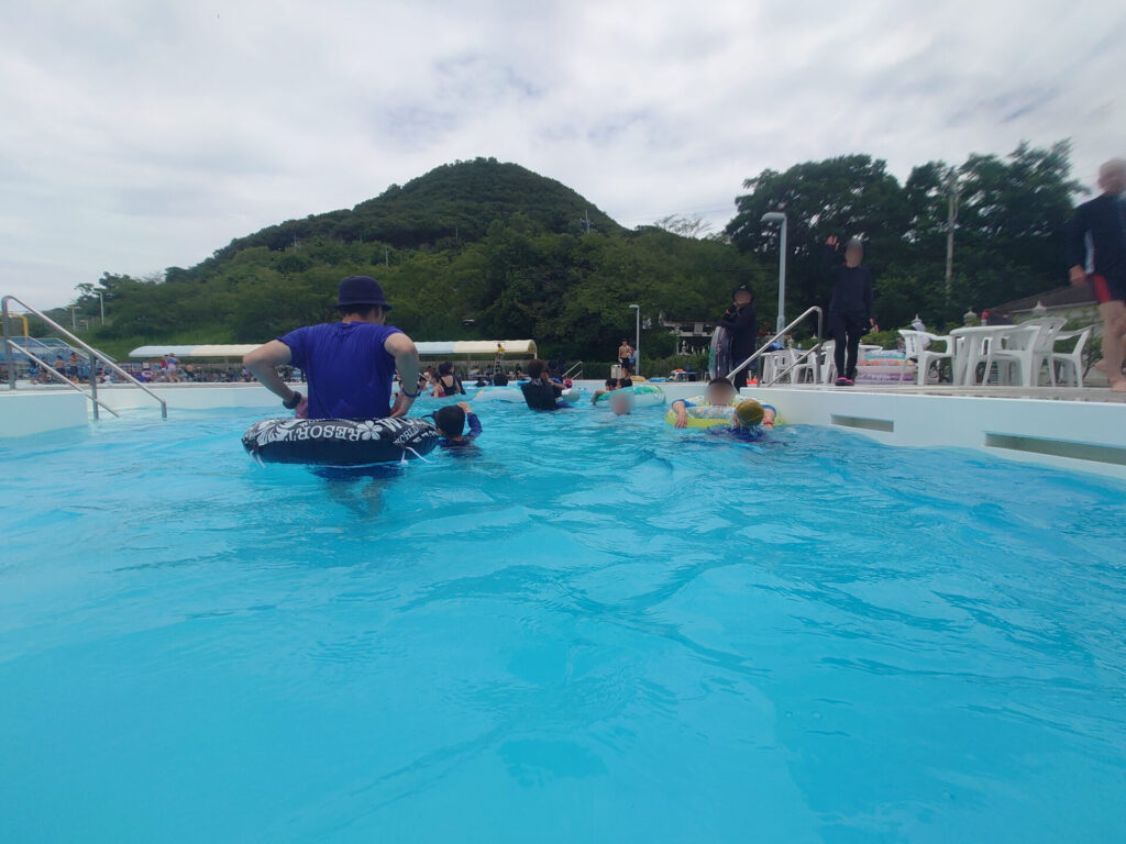 香川プール　屋外プール　トレスタ白山