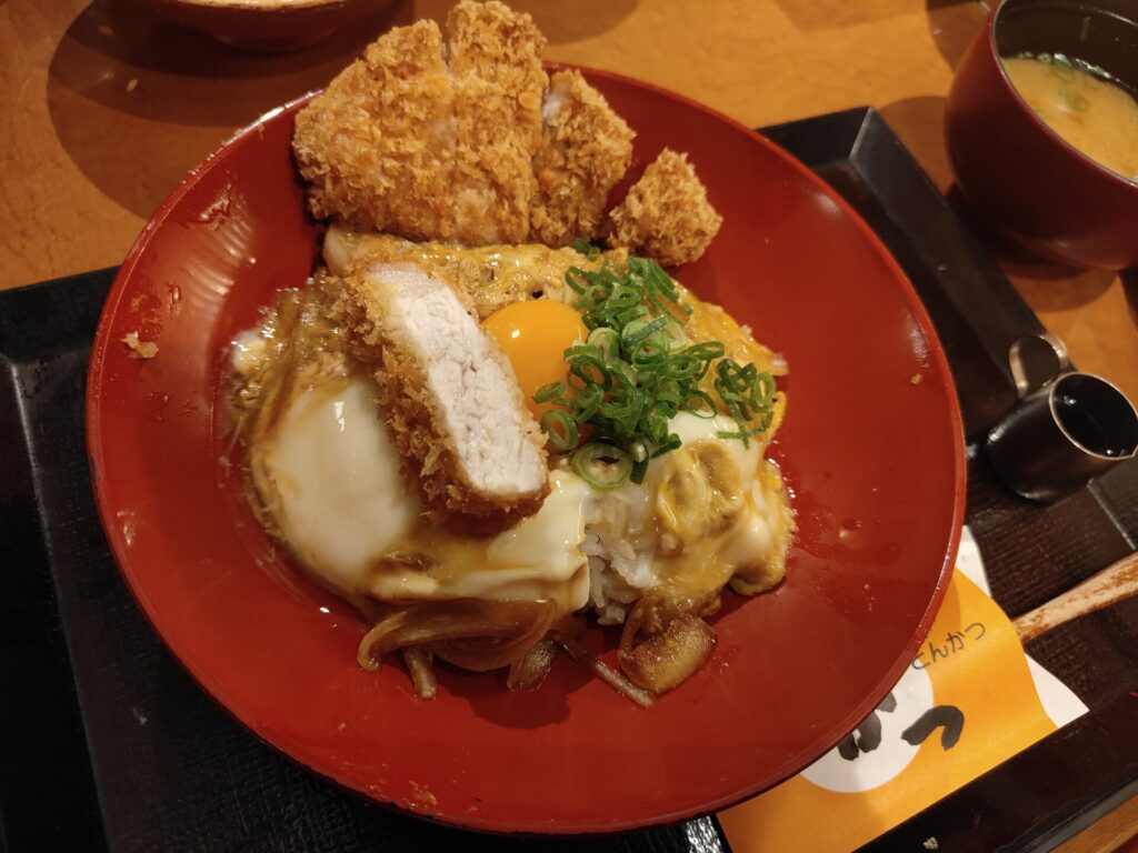 山かつ屋島店　カツ丼