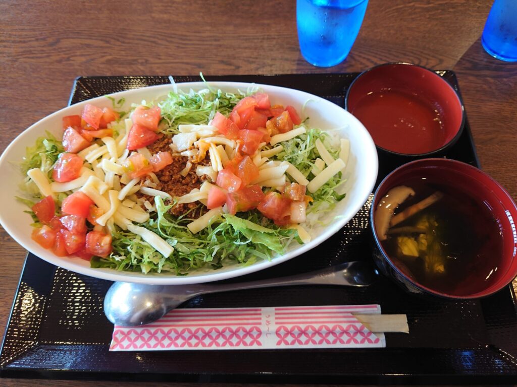 おきなわワールド　レストラン　ランチ　昼食　沖縄そば自慢なんと屋　メニュー
