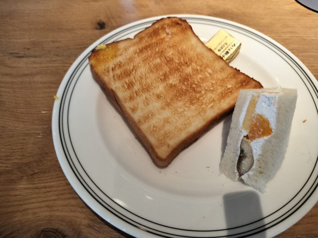 ルネッサンスリゾートオキナワ　セイルフィッシュカフェ　朝食　食パン