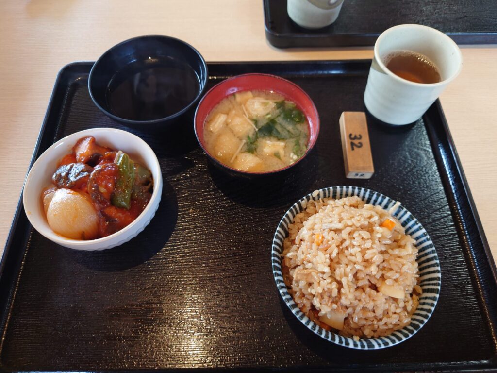 海鮮食堂じゃこや