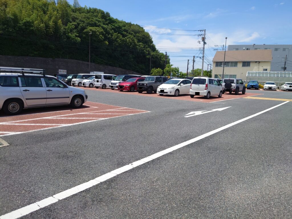 源平の里むれ　海鮮食堂じゃこや　駐車場