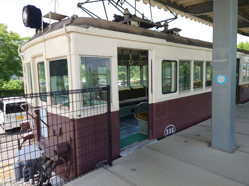 源平の里むれ　公園　電車