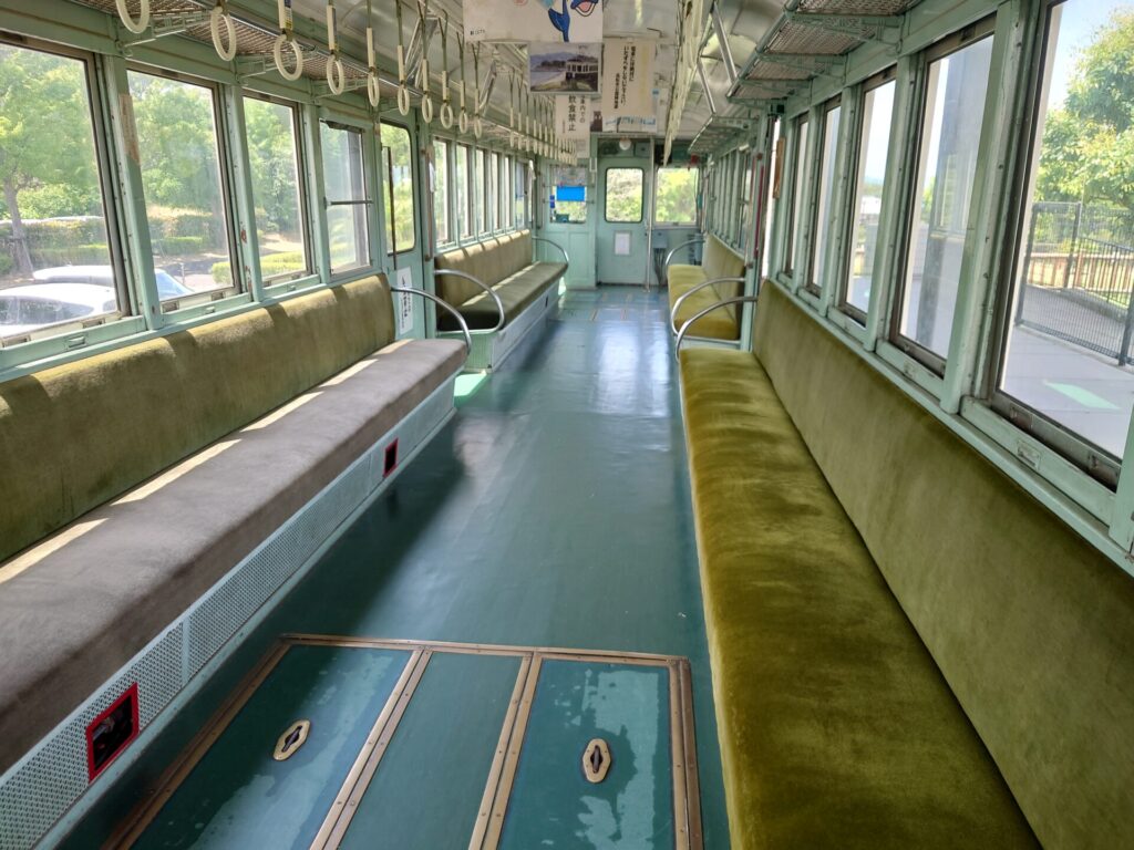 源平の里むれ　公園　電車