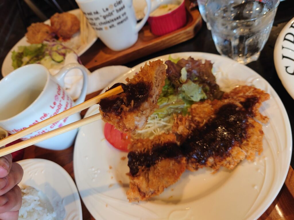 カフェレストボン　ランチ　ポークカツ