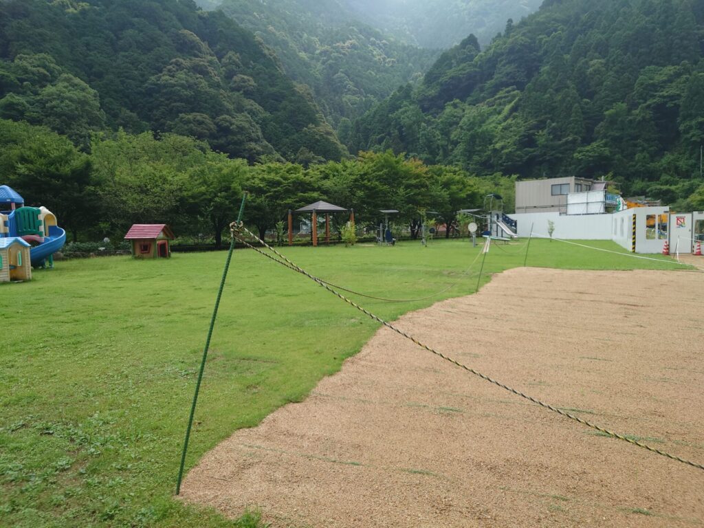 愛媛遊べるスポット　マイントピア別子　広場