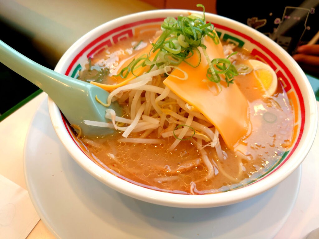 愛媛豚太郎砥部店　味噌ラーメン