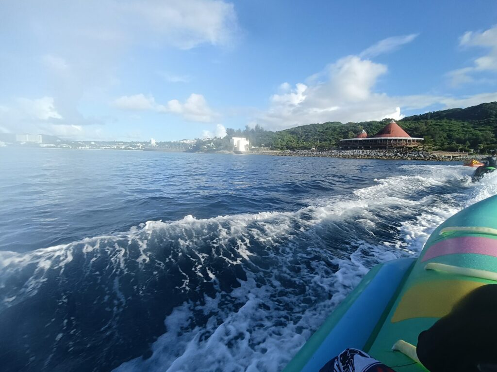 沖縄子連れ旅行　ルネッサンスリゾートオキナワ　バナナボート