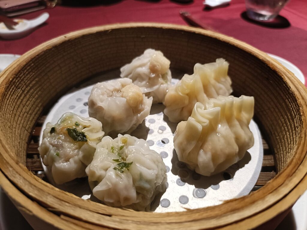 沖縄夕食　マカンマカン　メニュー　点心