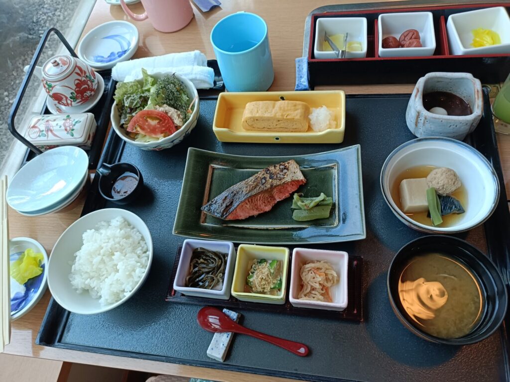 ルネッサンスリゾートオキナワ　彩　朝食　モーニング　和朝食