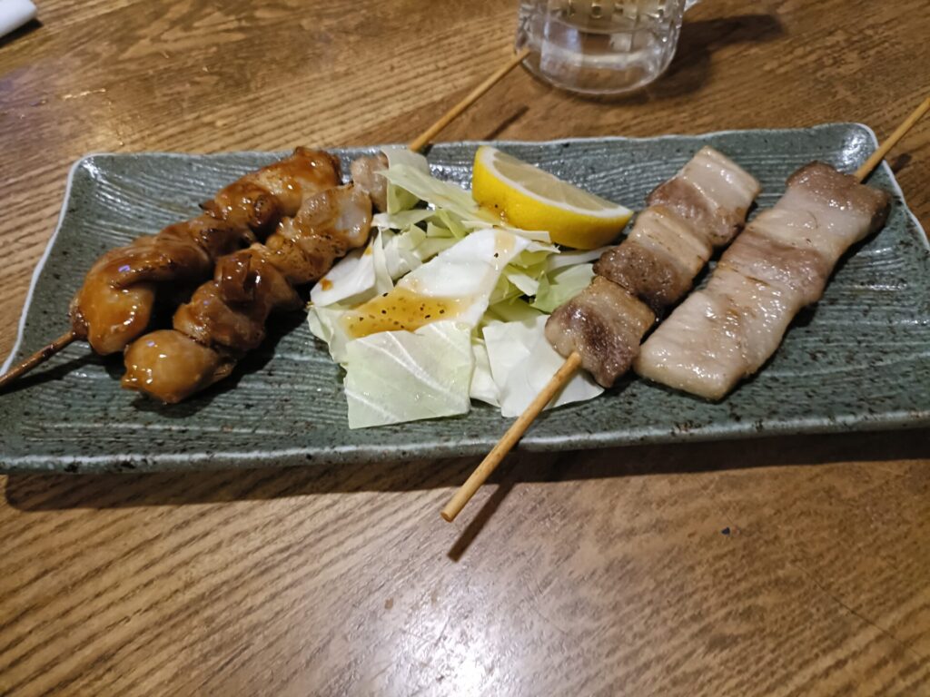 沖縄グルメ　居酒屋パラダイス　ディナー　串物