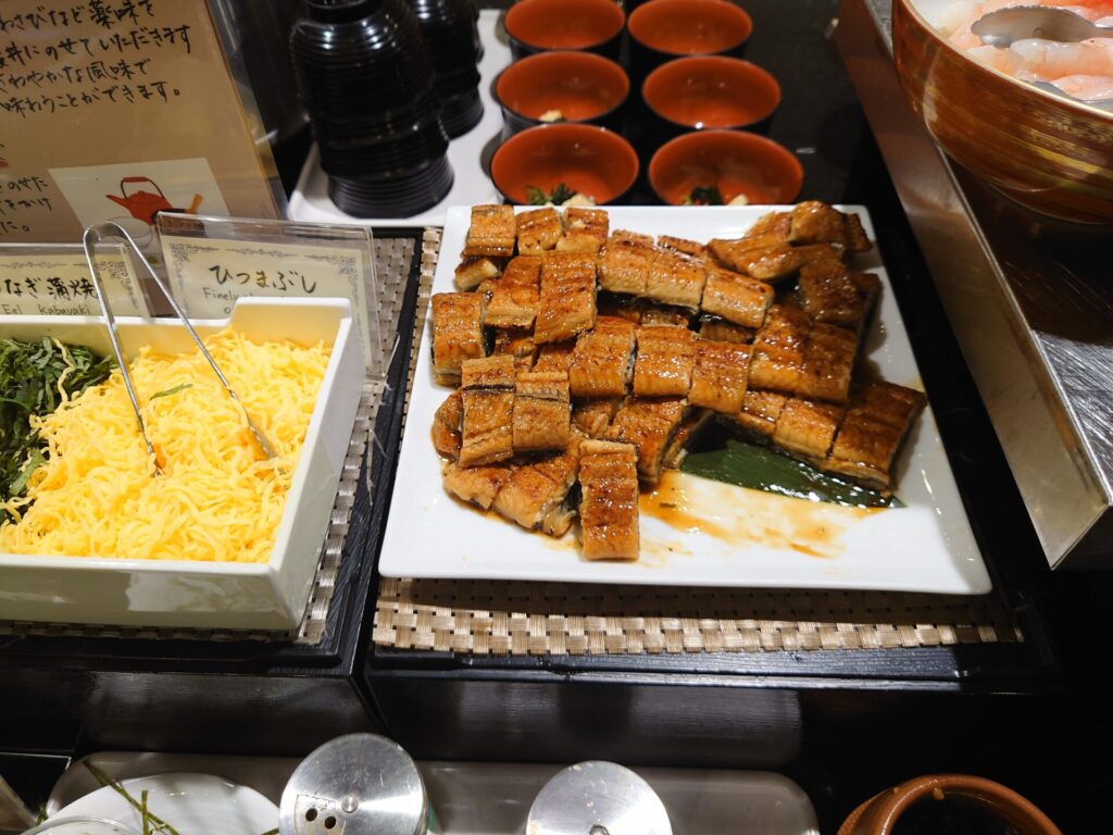 京都旅行　京都格安ホテル　ホテルグレイスリー京都三条　朝食バイキング