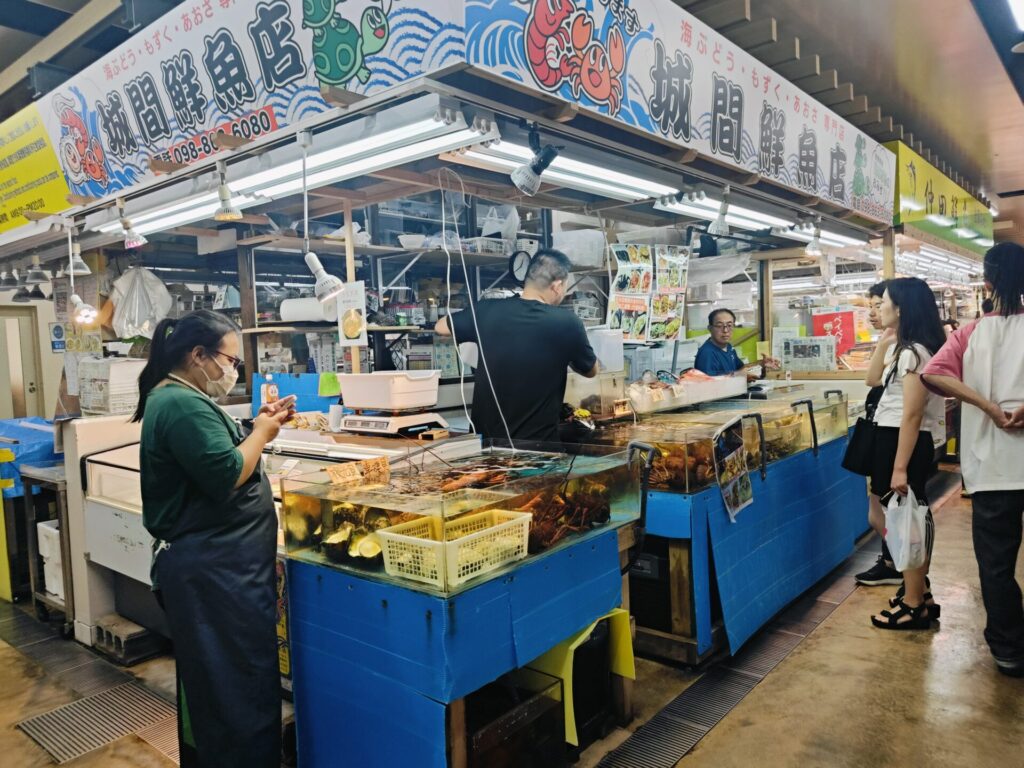 牧志公設市場 持ち上げシステム