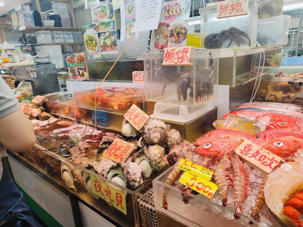 牧志公設市場 持ち上げシステム