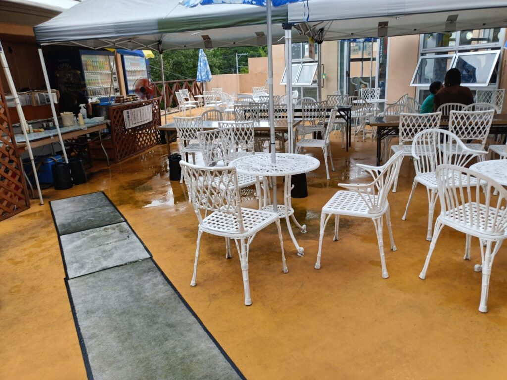 ツインパルながお　売店　喫茶店