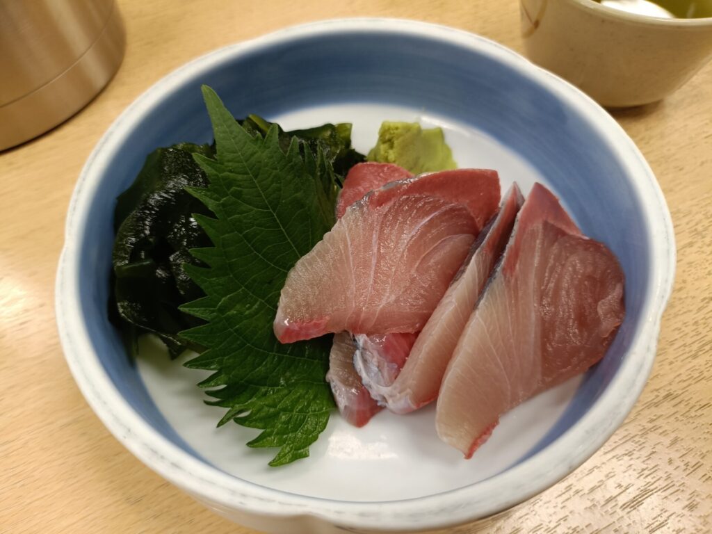 徳島グルメ　活魚料理びんび家　おまかせ定食　刺身