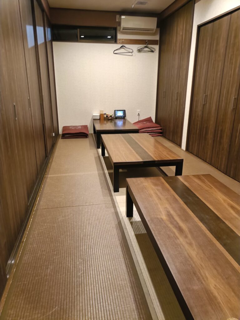 家食屋ほんてん　お座敷