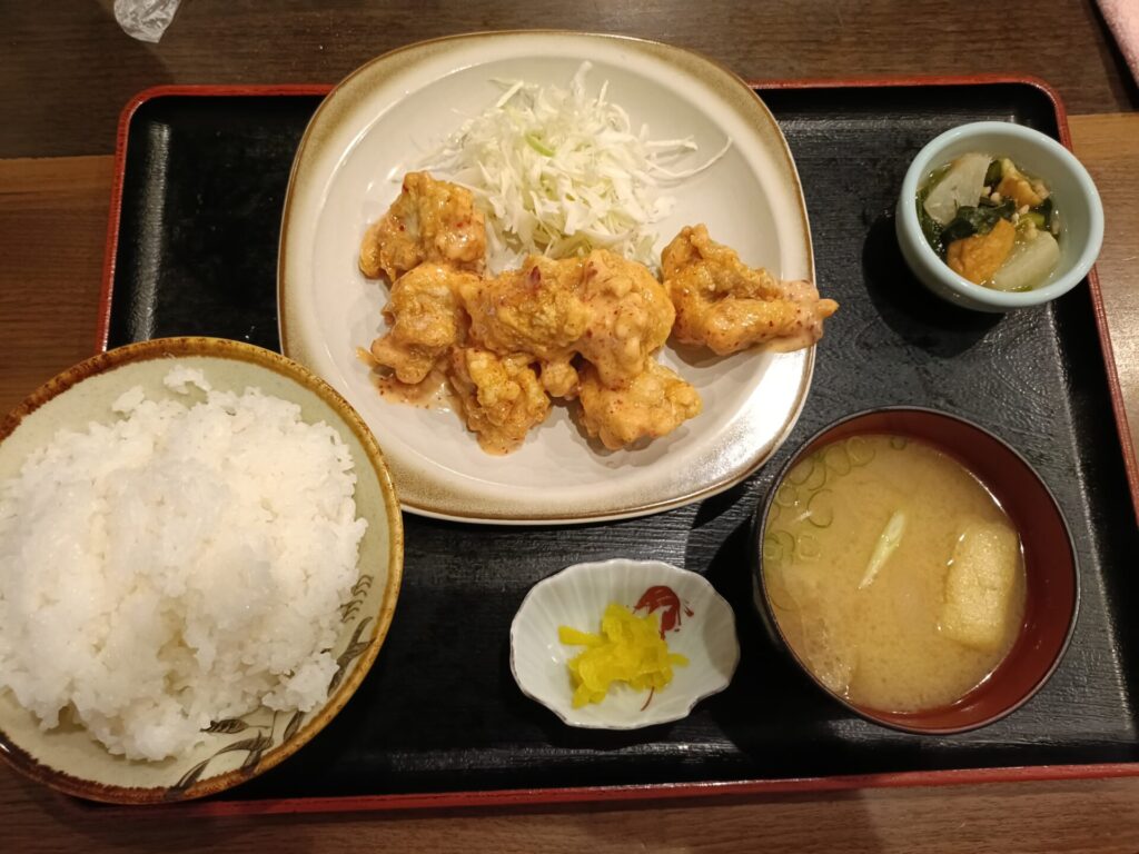家食屋ほんてん　鳥マヨ定食