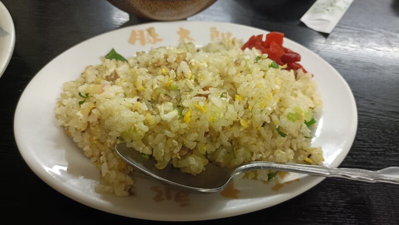 豚太郎春野店　焼き飯