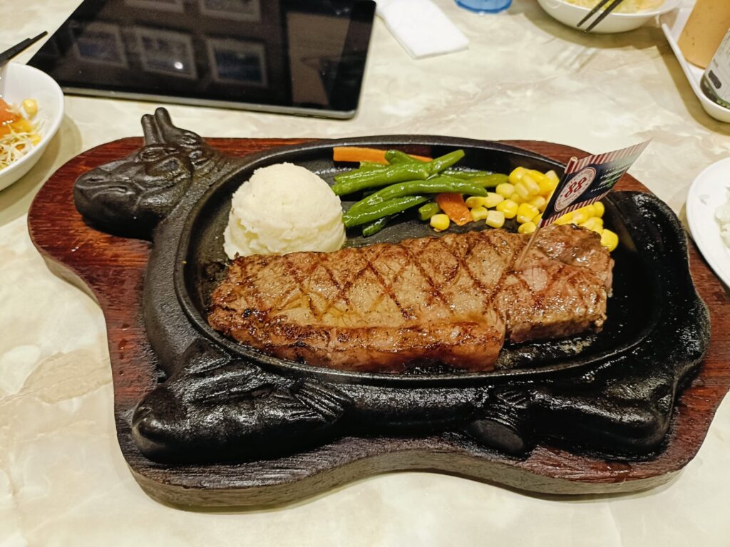 ステーキ88恩納店 特上サーロインステーキ