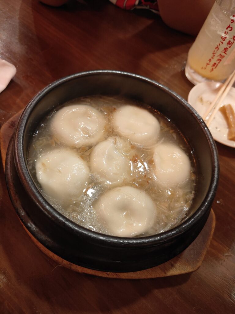 六本木グルメ 肉汁水餃子餃包 餃包