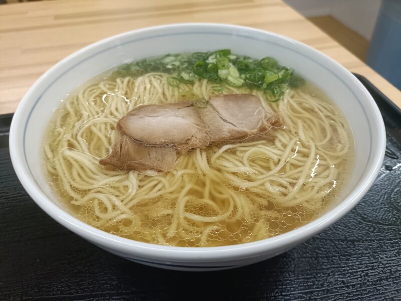高松満福うどんおすすめのいりこラーメン