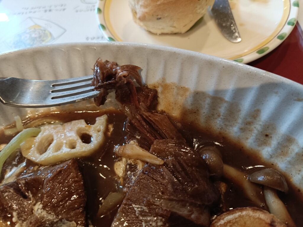 ビストロあおやぎ　ビーフシチュー