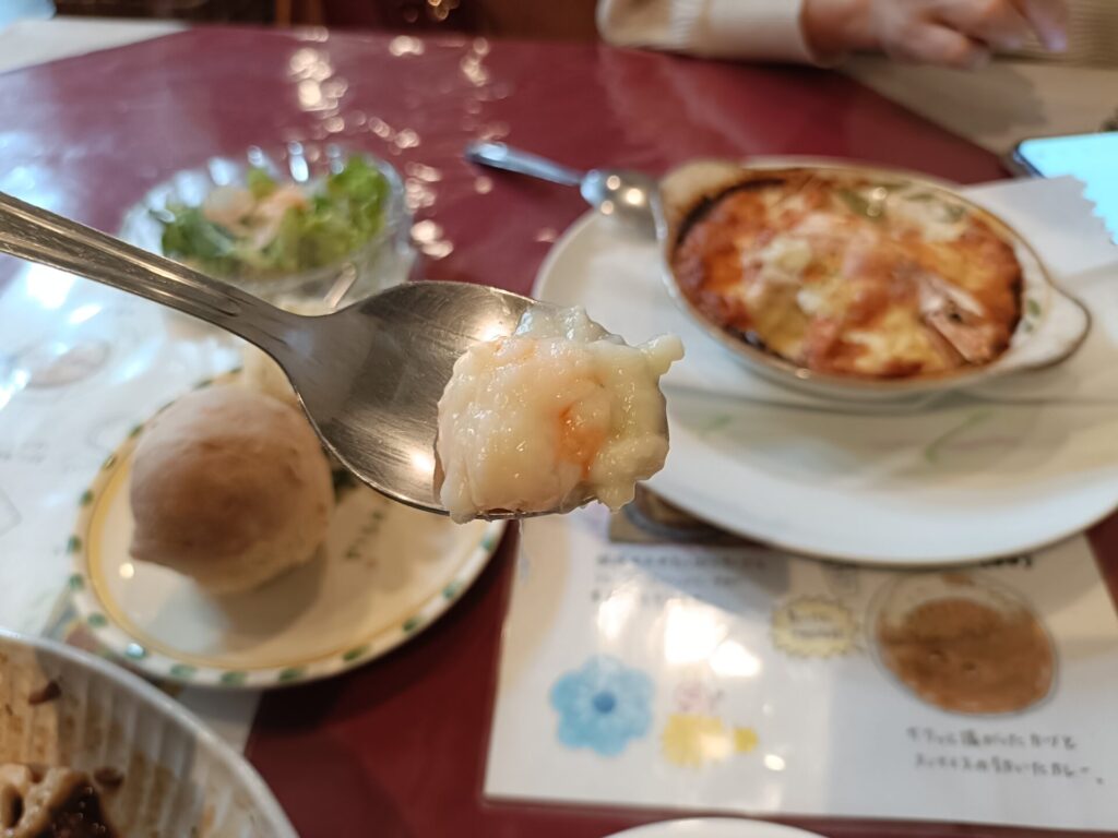 ビストロあおやぎ　エビグラタン