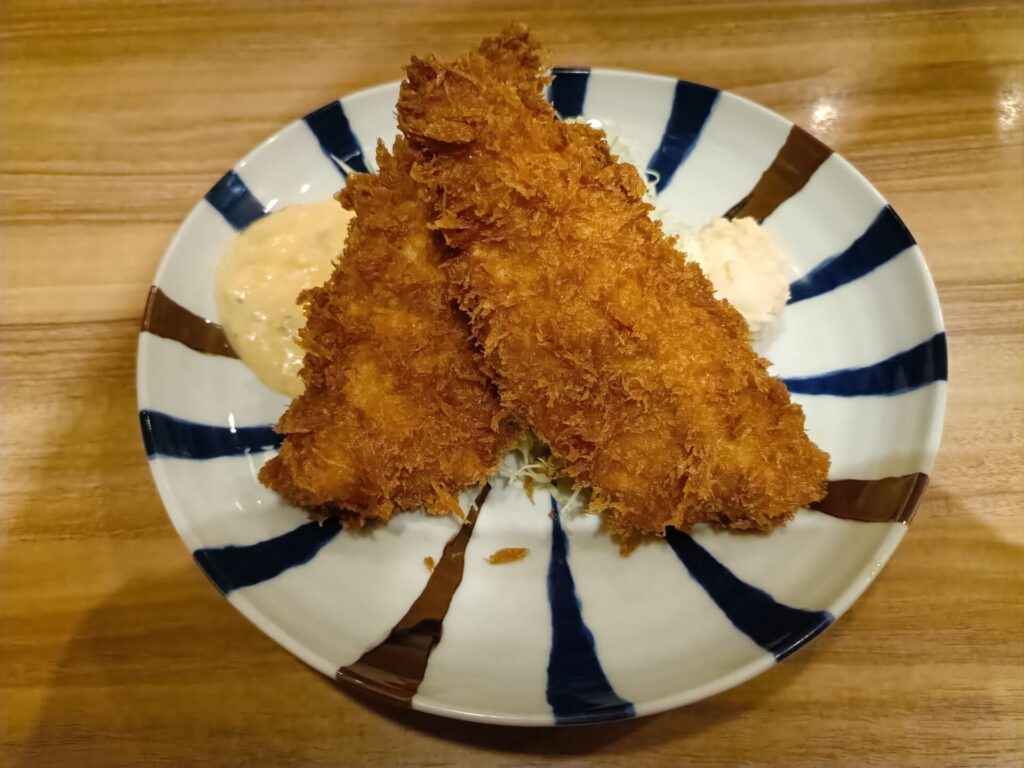 小田保　アジフライ定食