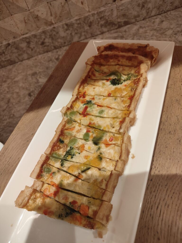 ANAインターコンチネンタル万座ビーチリゾート　クラブラウンジ　イブニングカクテルタイム