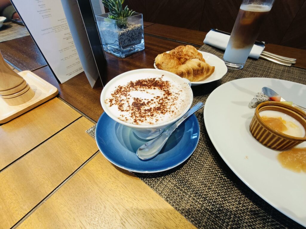 ANAインターコンチネンタル万座ビーチリゾート　クラブラウンジ　モーニング