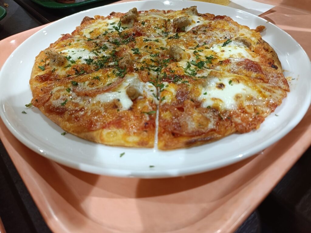 東京タワーフードコート　ピザ