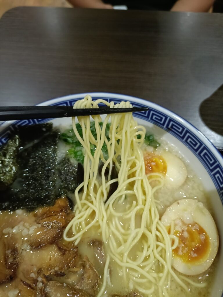 東京タワーフードコート　宇治明家　麺