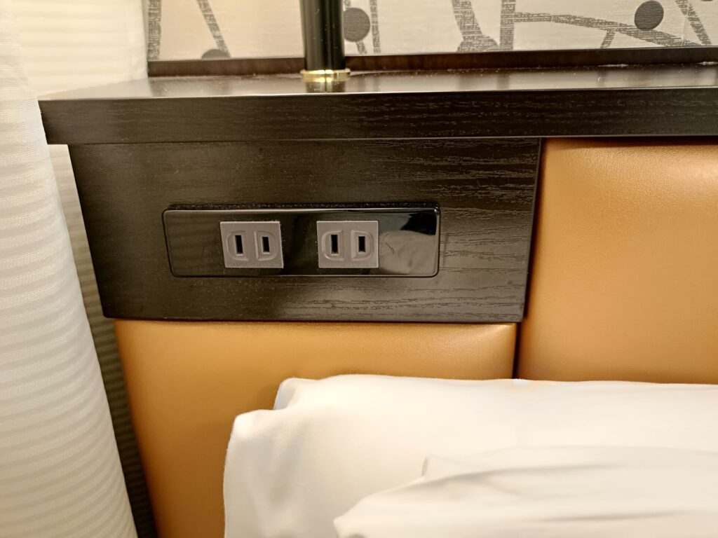 アパホテル両国 充電