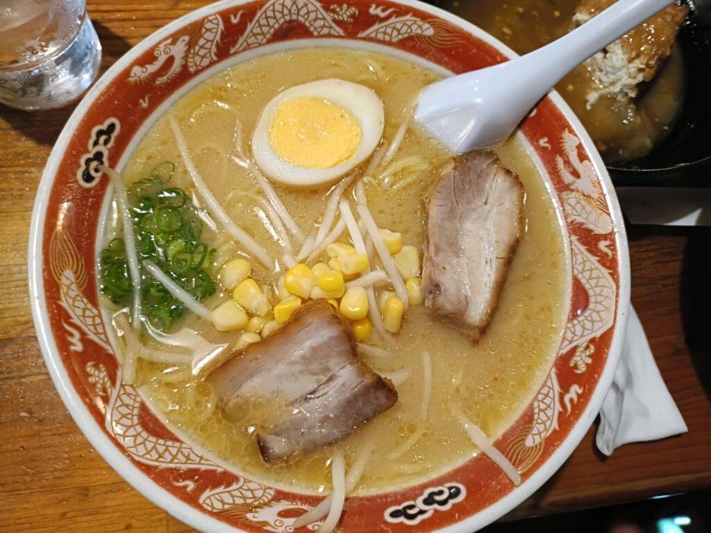 自由軒大津店 みそラーメン