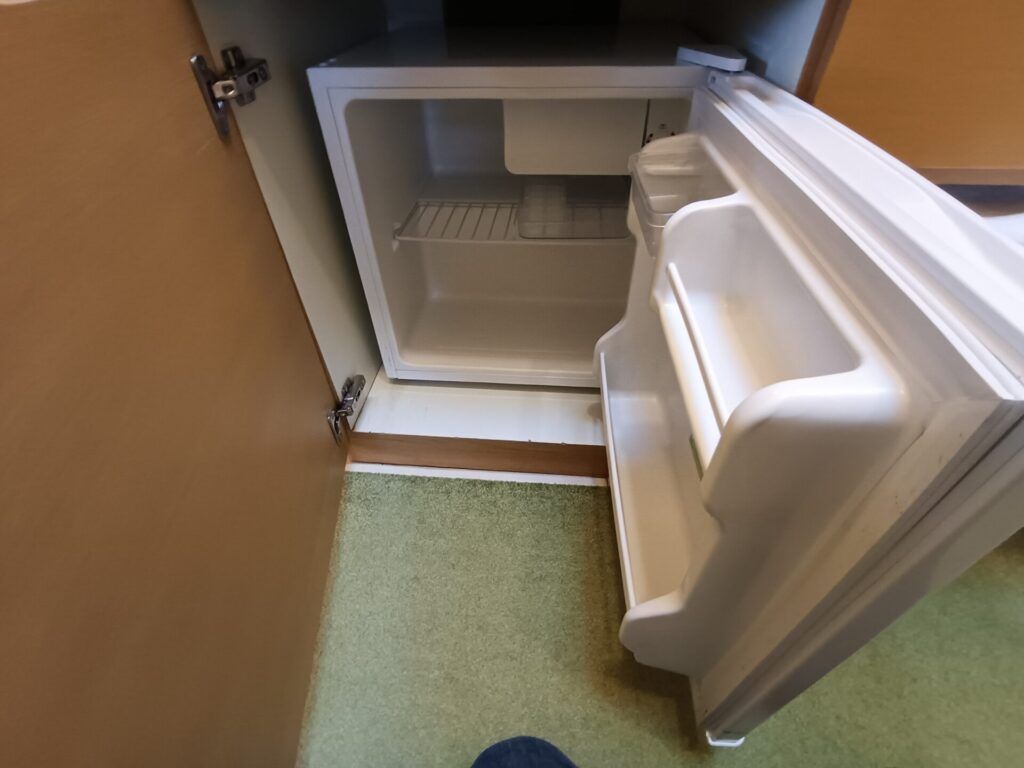 和歌山旅行　和歌山ホテル　とれとれヴィレッジ　パンダヴィレッジ　冷蔵庫