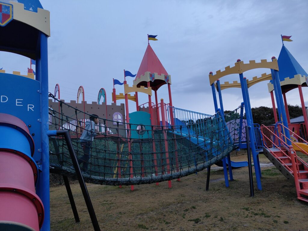 和歌山旅行　和歌山ホテル　とれとれヴィレッジ　パンダヴィレッジ　敷地内遊具