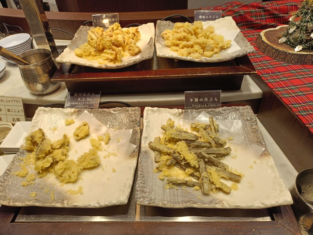 和歌山旅行　とれとれヴィレッジ　パンダヴィレッジ　とれとれ亭　夕食　ディナーバイキング　天ぷら