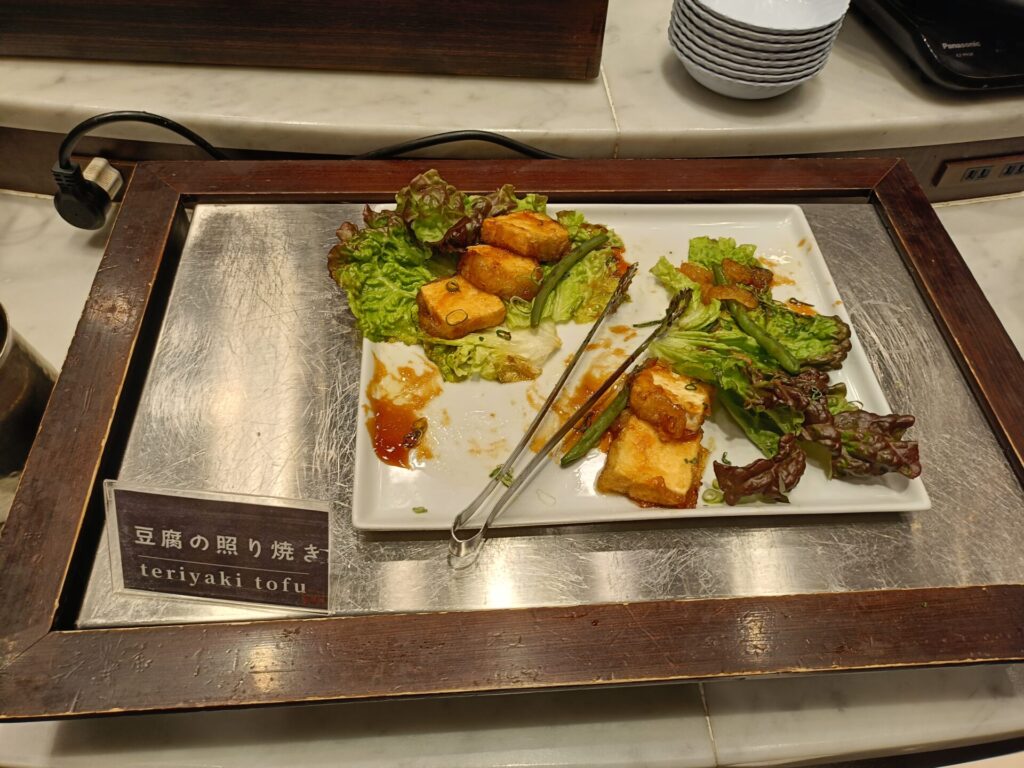 和歌山旅行　とれとれヴィレッジ　パンダヴィレッジ　とれとれ亭　夕食　ディナーバイキング