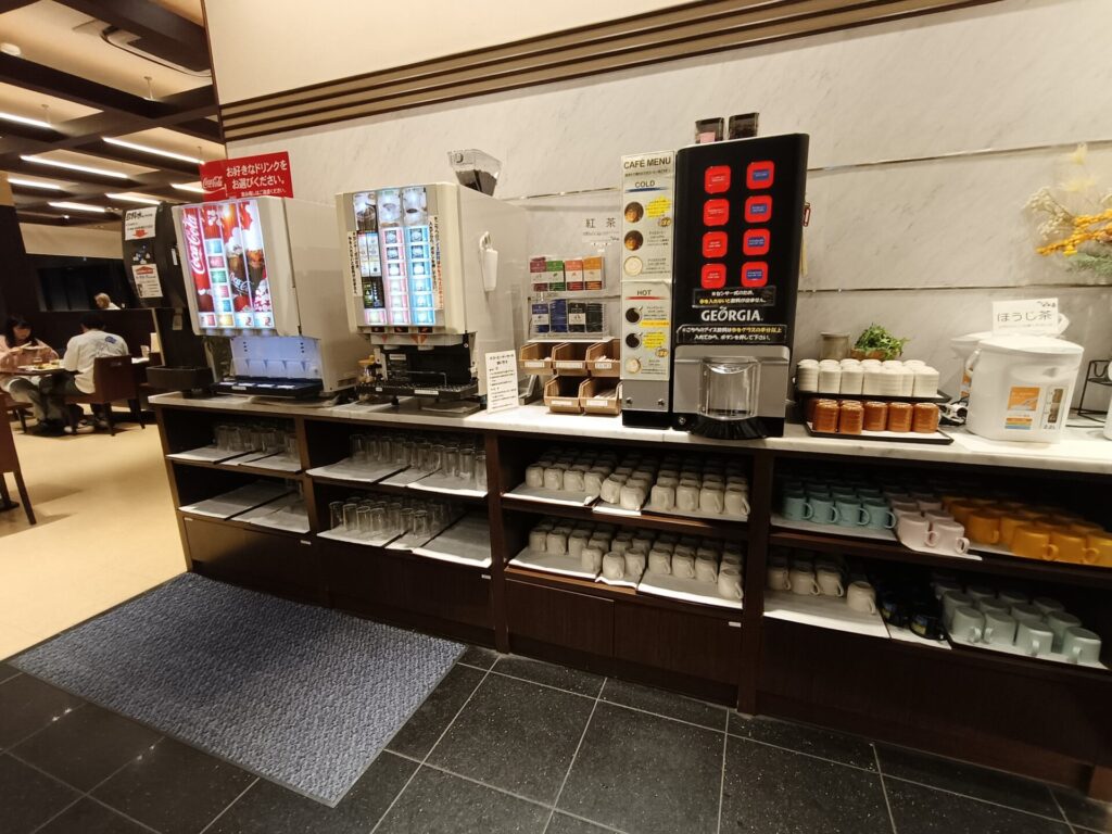 とれとれヴィレッジ　パンダヴィレッジ　とれとれ亭　朝食　モーニング　料理