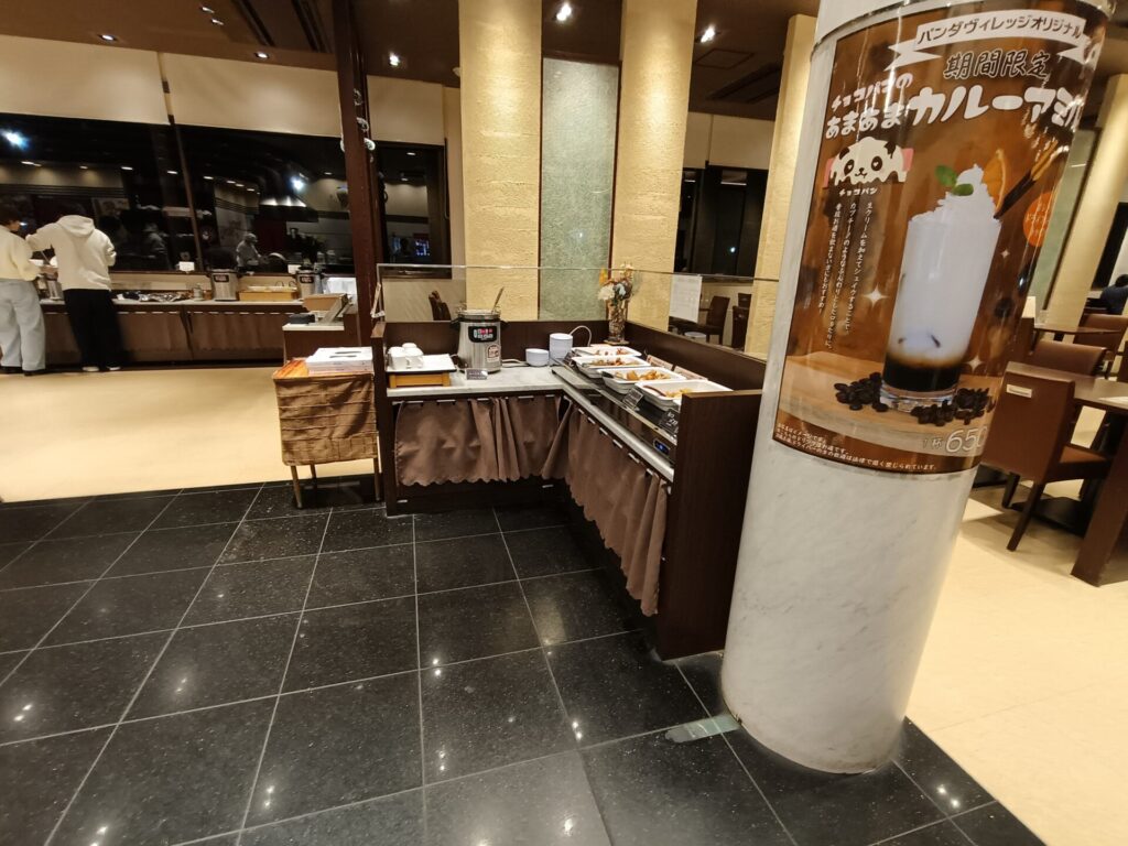 和歌山旅行　とれとれヴィレッジ　パンダヴィレッジ　とれとれ亭　夕食　ディナーバイキング　キッズ料理