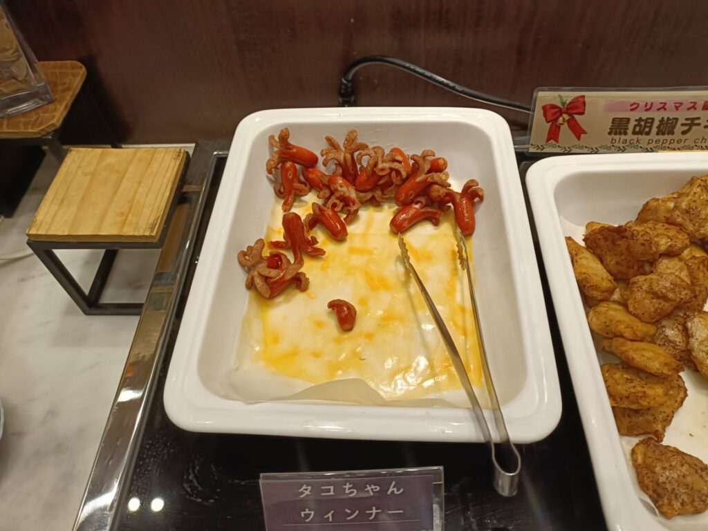 和歌山旅行　とれとれヴィレッジ　パンダヴィレッジ　とれとれ亭　夕食　ディナーバイキング　キッズ料理