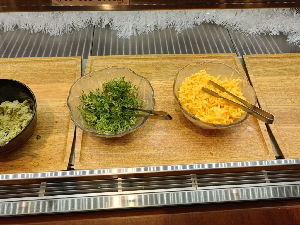 和歌山旅行　とれとれヴィレッジ　パンダヴィレッジ　とれとれ亭　夕食　ディナーバイキング